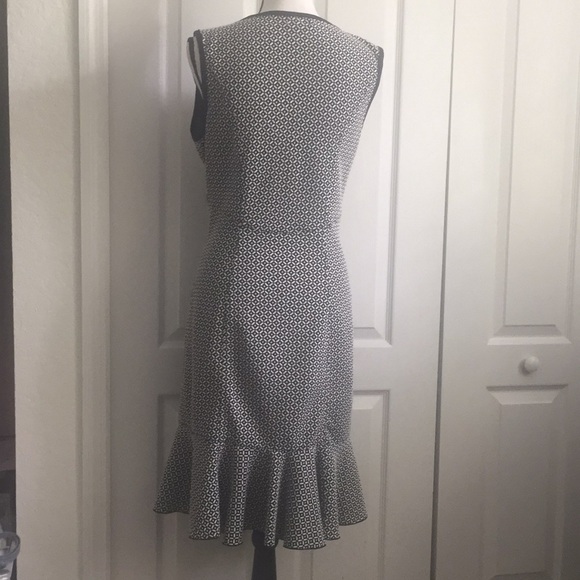 MAX STUDIO | Sleeveless Flounce Hem Dress NWOT - Picture 2 of 10